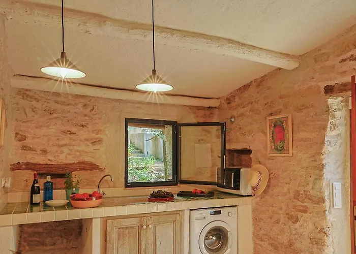 Vakantiehuis Canapaggio Pietracorbara